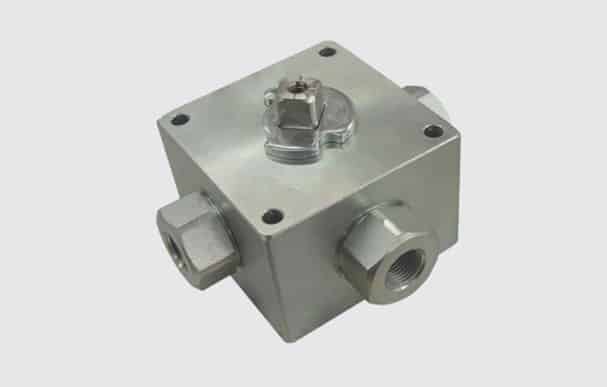 multi-way-pister-hydraulic-valves-and-fittings